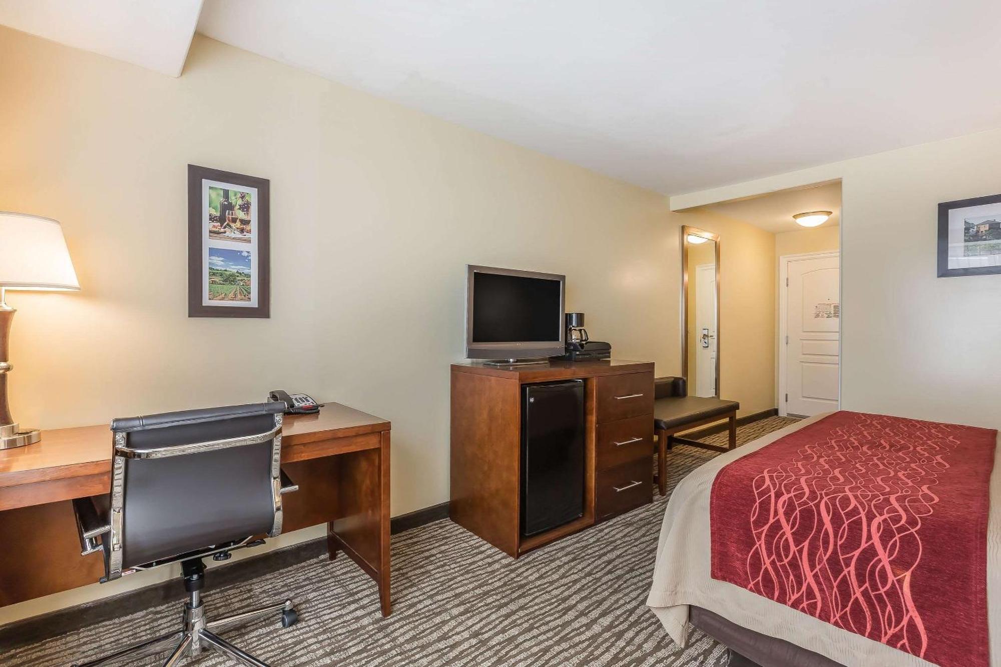 Comfort Inn Pomona Near Fairplex Ngoại thất bức ảnh